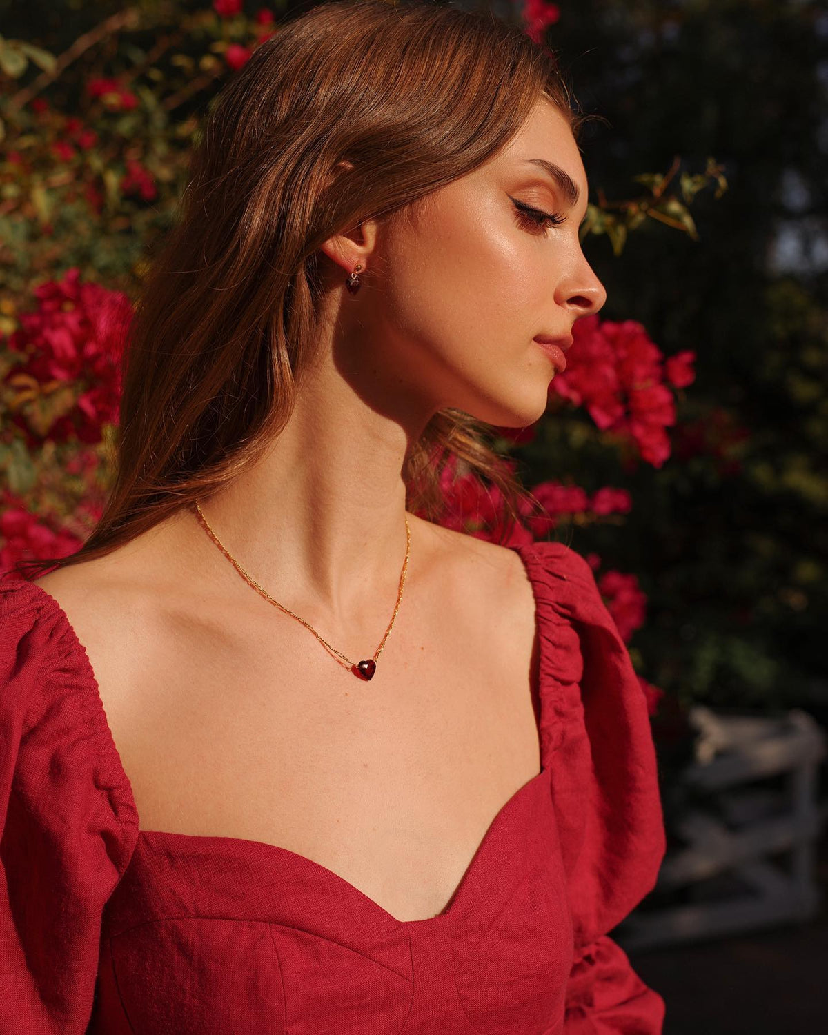woman wear a red dress