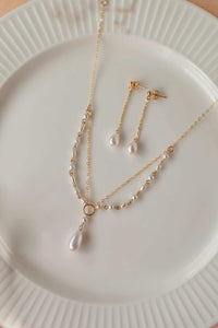 Aurelia Pearl Necklace