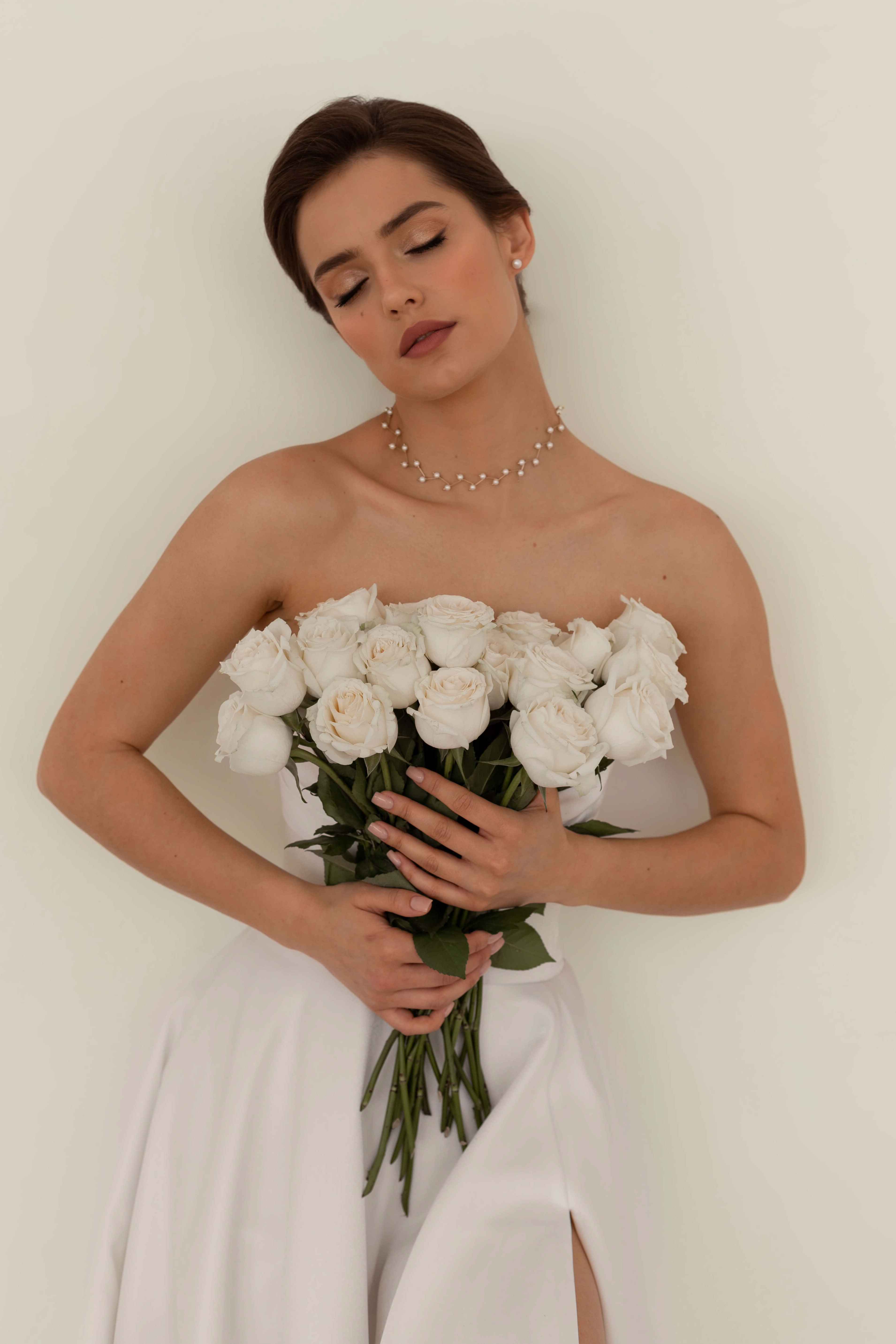 Astro Pearl Floating Necklace